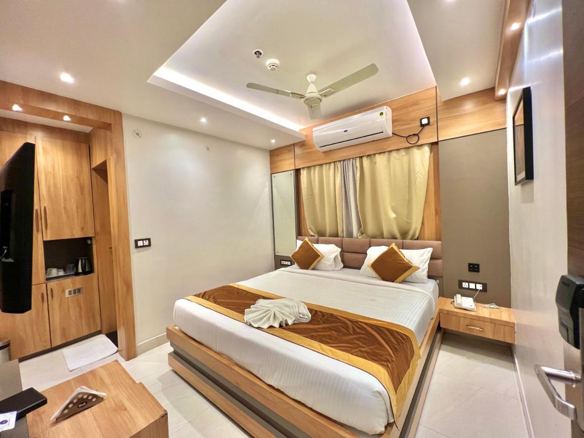 The Magnum Hotel Deoghar Kültér fotó