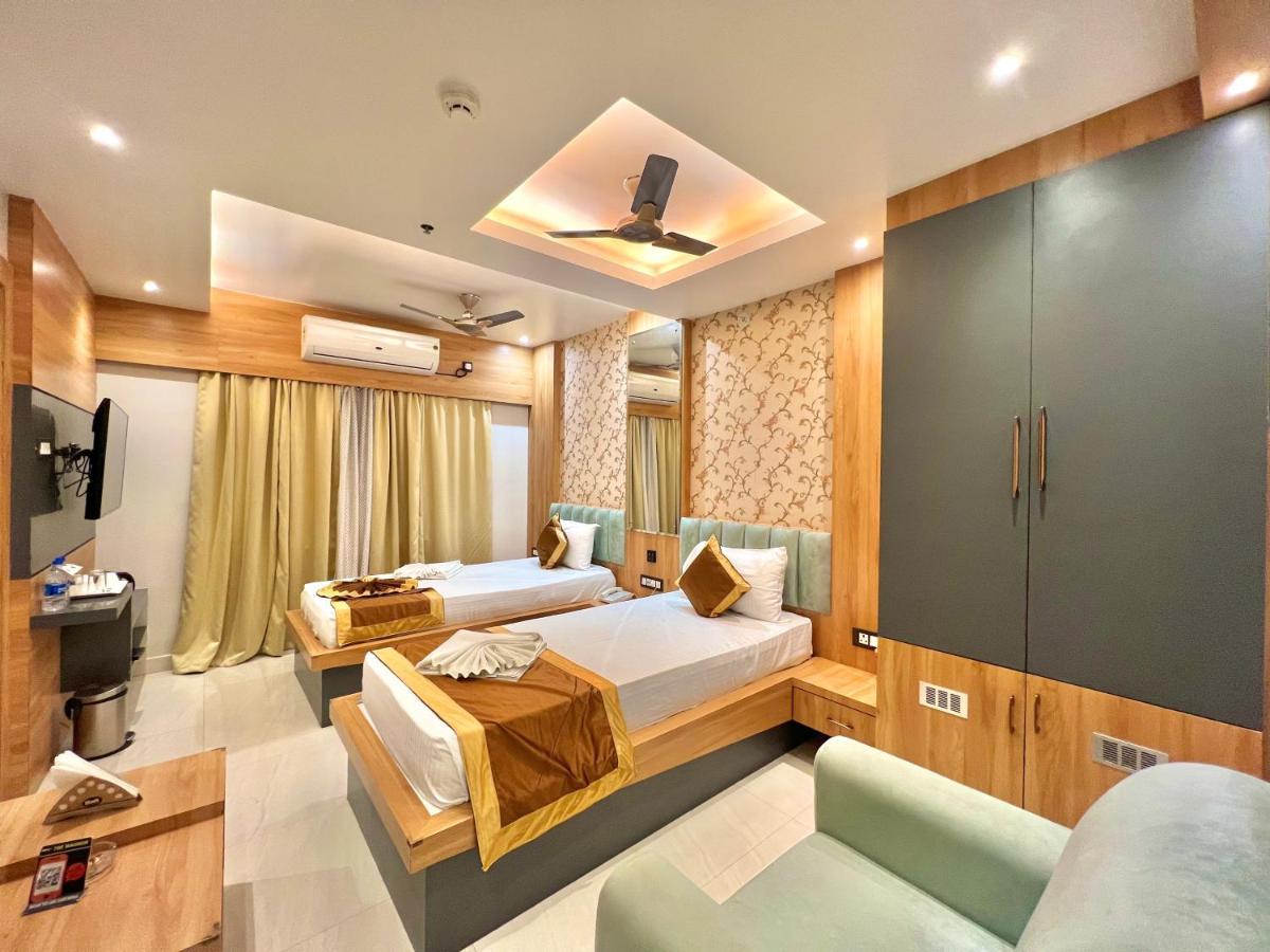 The Magnum Hotel Deoghar Kültér fotó